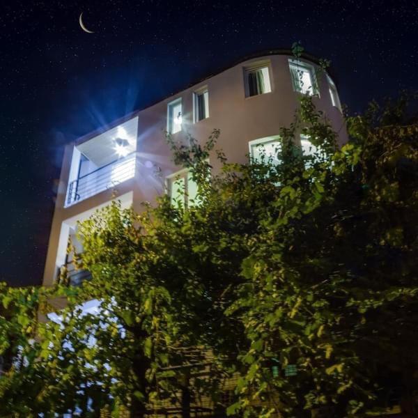 Twins Hotel Tiflis Exterior foto