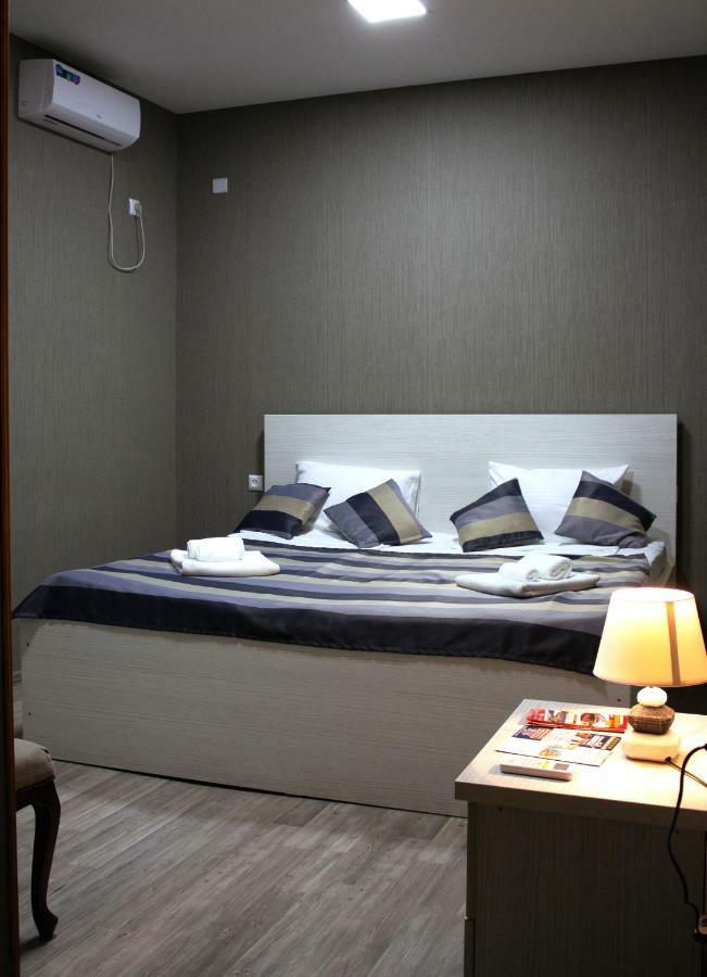 Twins Hotel Tiflis Exterior foto